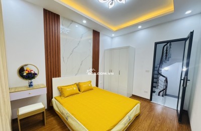 Nhà ngõ Văn Chương - Tôn Đức Thắng: Sáng - đẹp sẵn ở, 4 tầng - 3ph ngủ, 5.55 tỷ